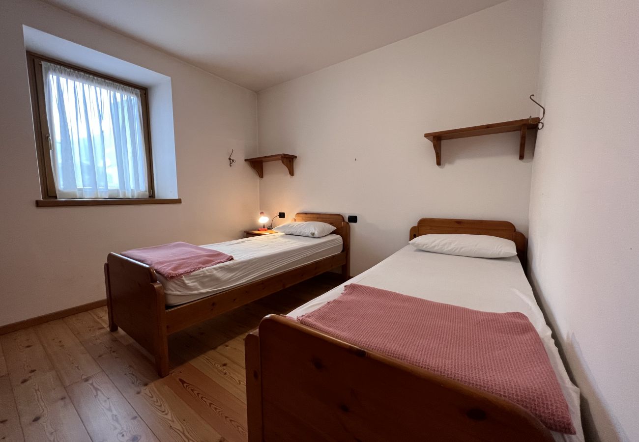 Appartamento a Pinzolo - 037 - Fantastico Trilocale doppi servizi, Pinzolo