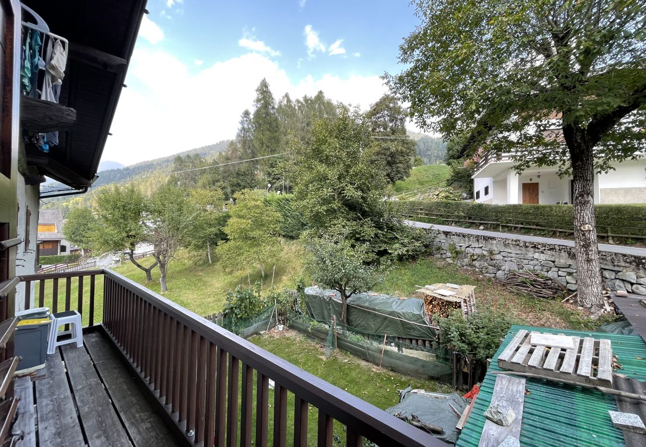 Appartamento a Giustino - 038 - Trilocale Loc. Vadaione, Giustino