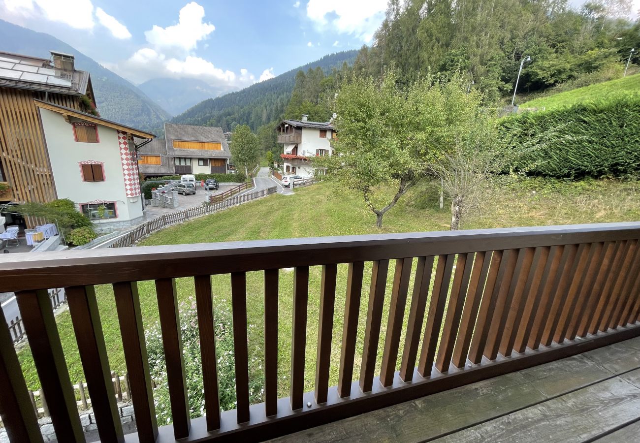 Appartamento a Giustino - 038 - Trilocale Loc. Vadaione, Giustino