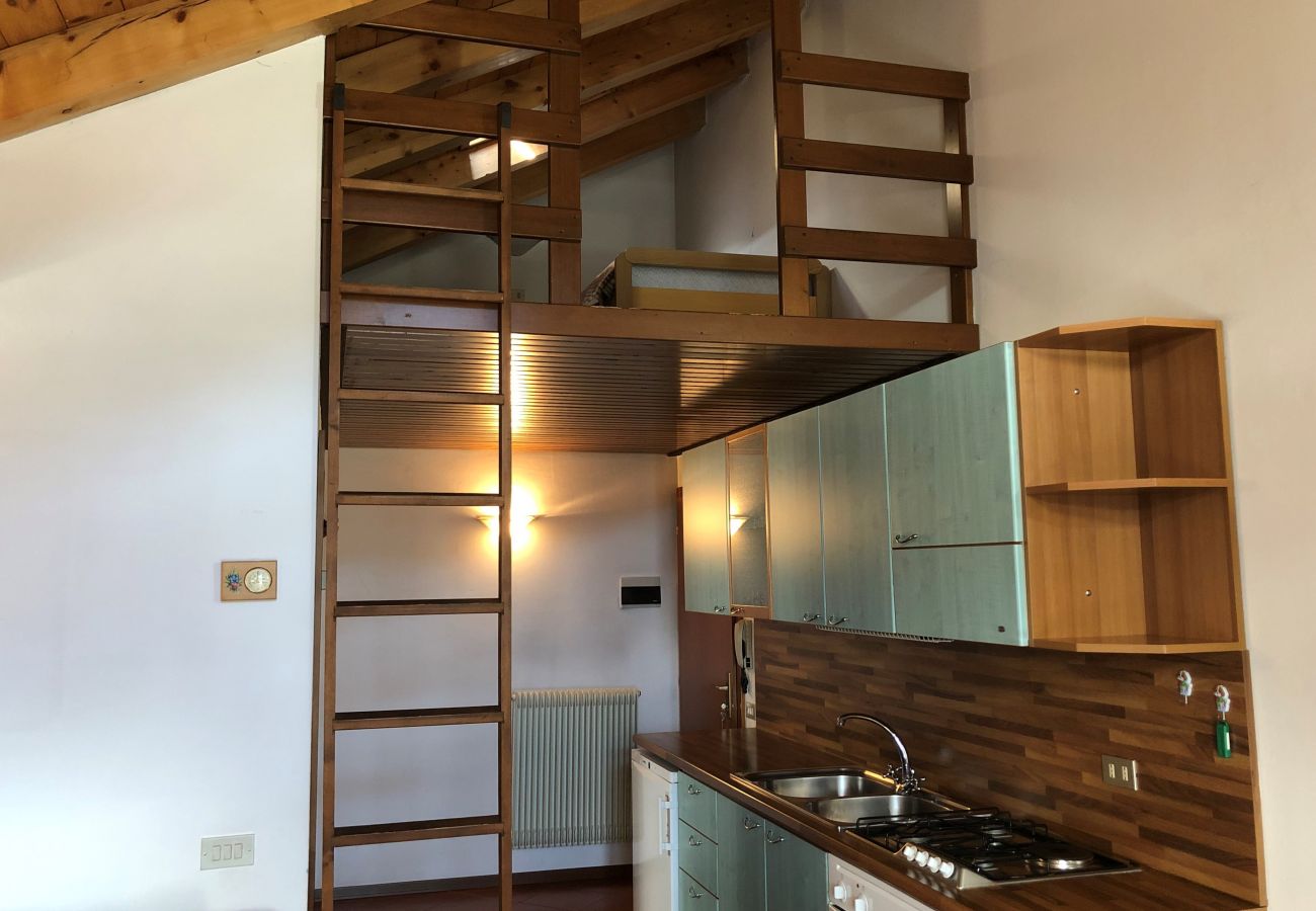 Appartamento a Giustino - 068/B - Simpatica Mansarda a Giustino