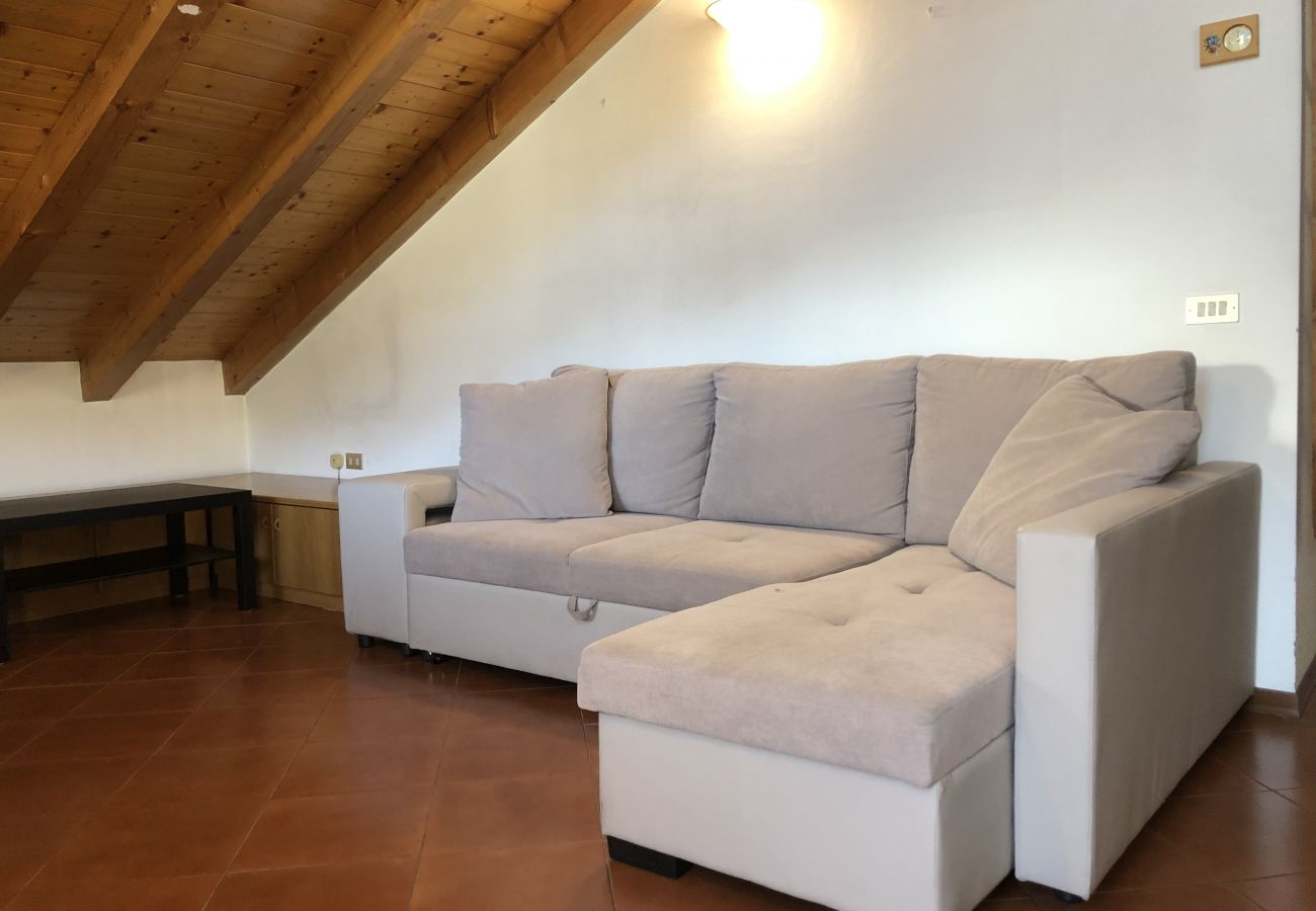 Appartamento a Giustino - 068/B - Simpatica Mansarda a Giustino