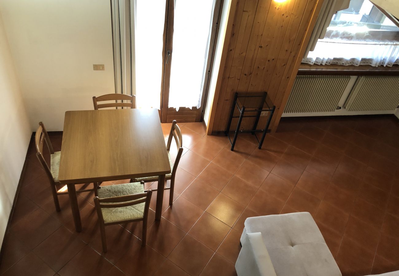 Appartamento a Giustino - 068/B - Simpatica Mansarda a Giustino
