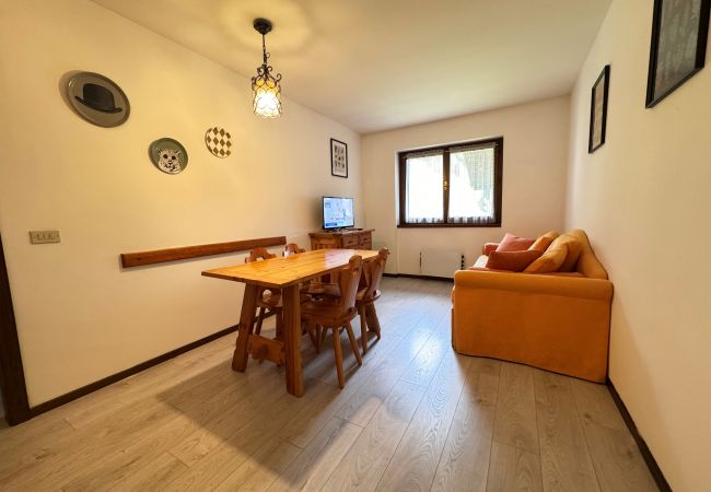 Appartamento a Giustino - 023 - Grazioso Bilocale, Giustino