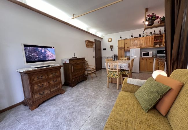 Appartamento a Giustino - 060 Trilocale Rosa, Giustino