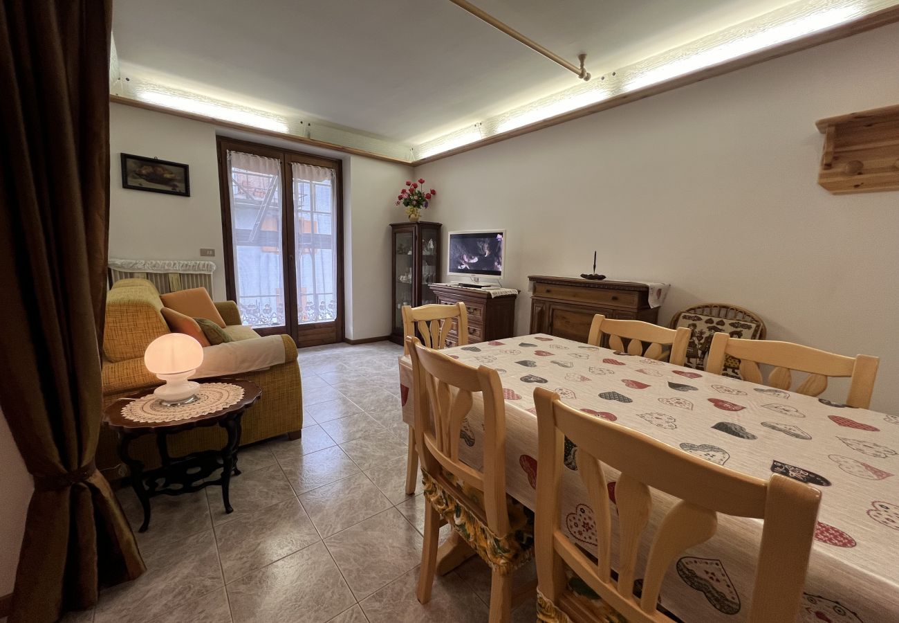 Appartamento a Giustino - 060 Trilocale con ascensore, Giustino