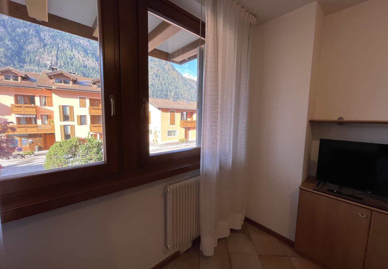 Appartamento a Pinzolo - 081 Trilocale Baldino, Pinzolo
