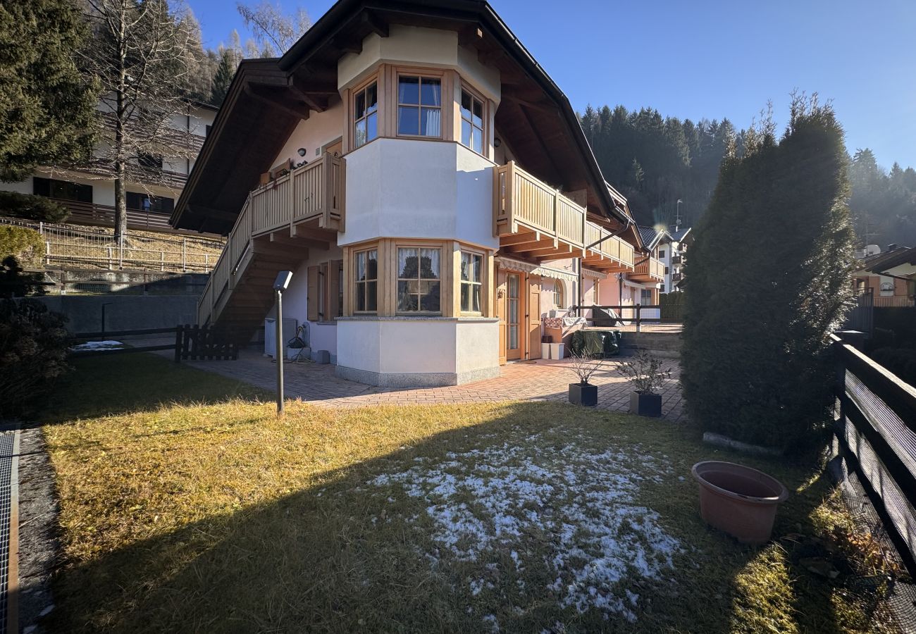 Appartamento a Pinzolo - 015 Trilocale Piano terra, Giustino