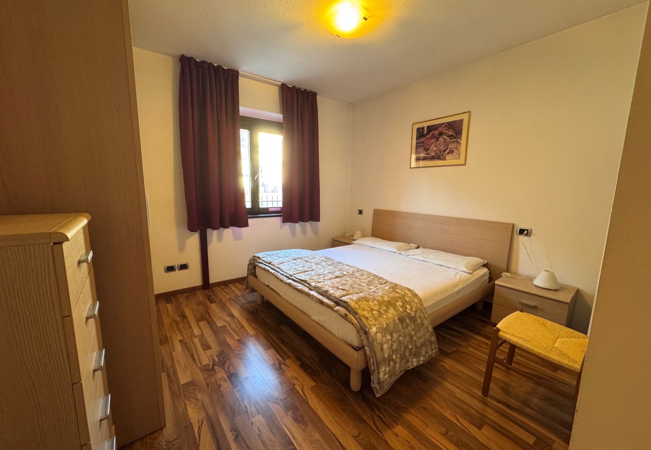 Appartamento a Pinzolo - 011 Trilocale Explora Rosso, Pinzolo