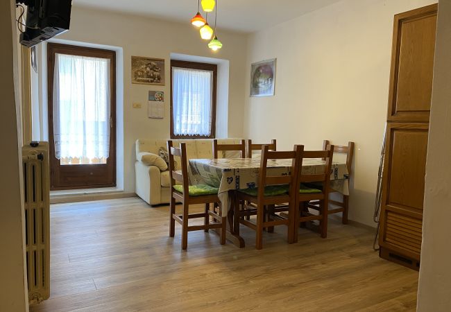 Appartamento a Pinzolo - 020 Trilocale, Pinzolo