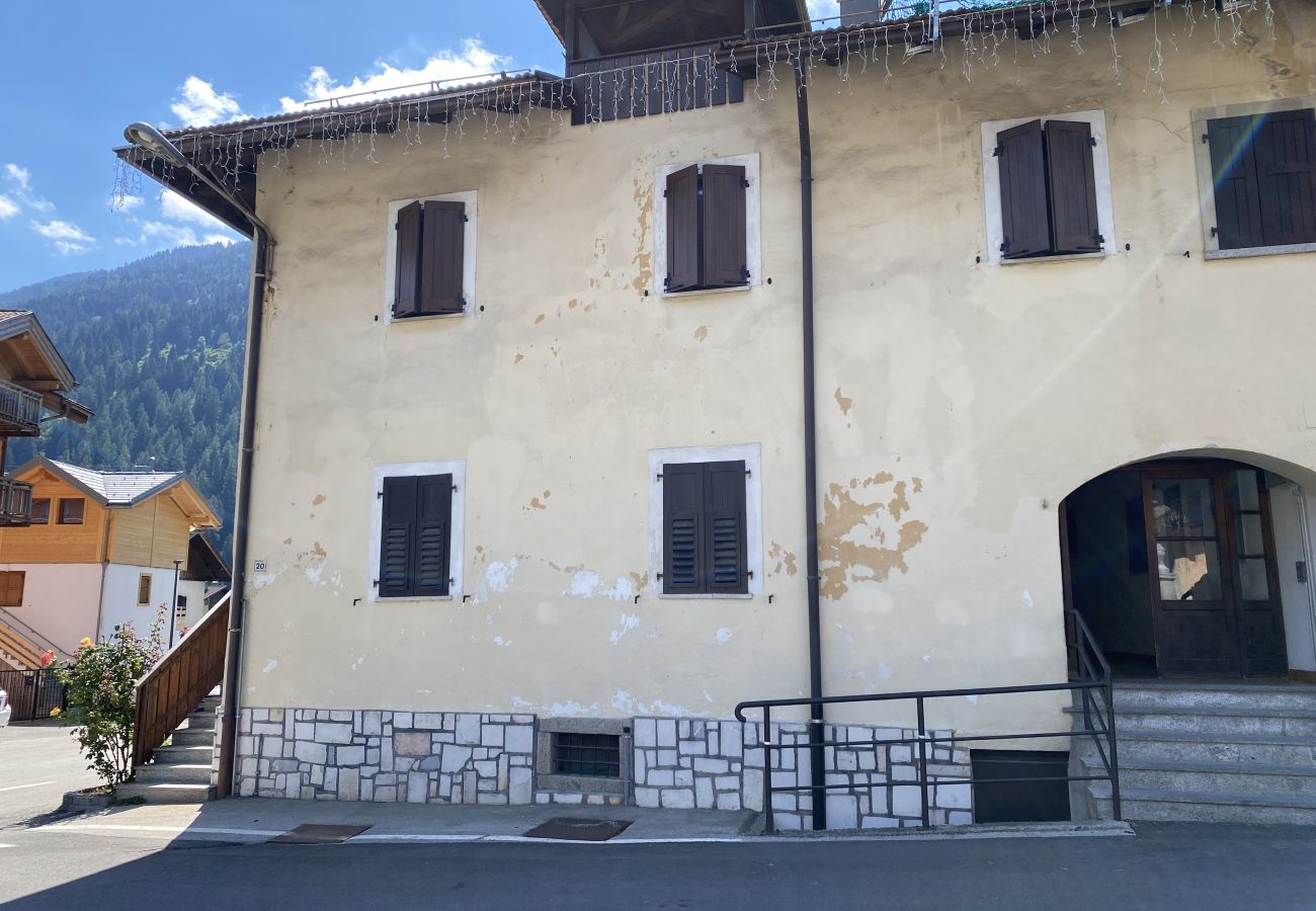 Appartamento a Pinzolo - 020 Trilocale, Pinzolo