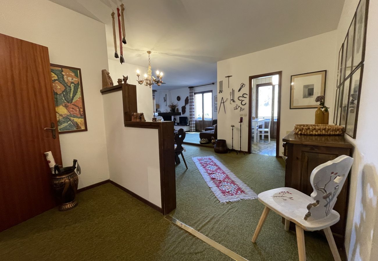 Appartamento a Giustino - 033 Quadrilocale al Sole, Giustino