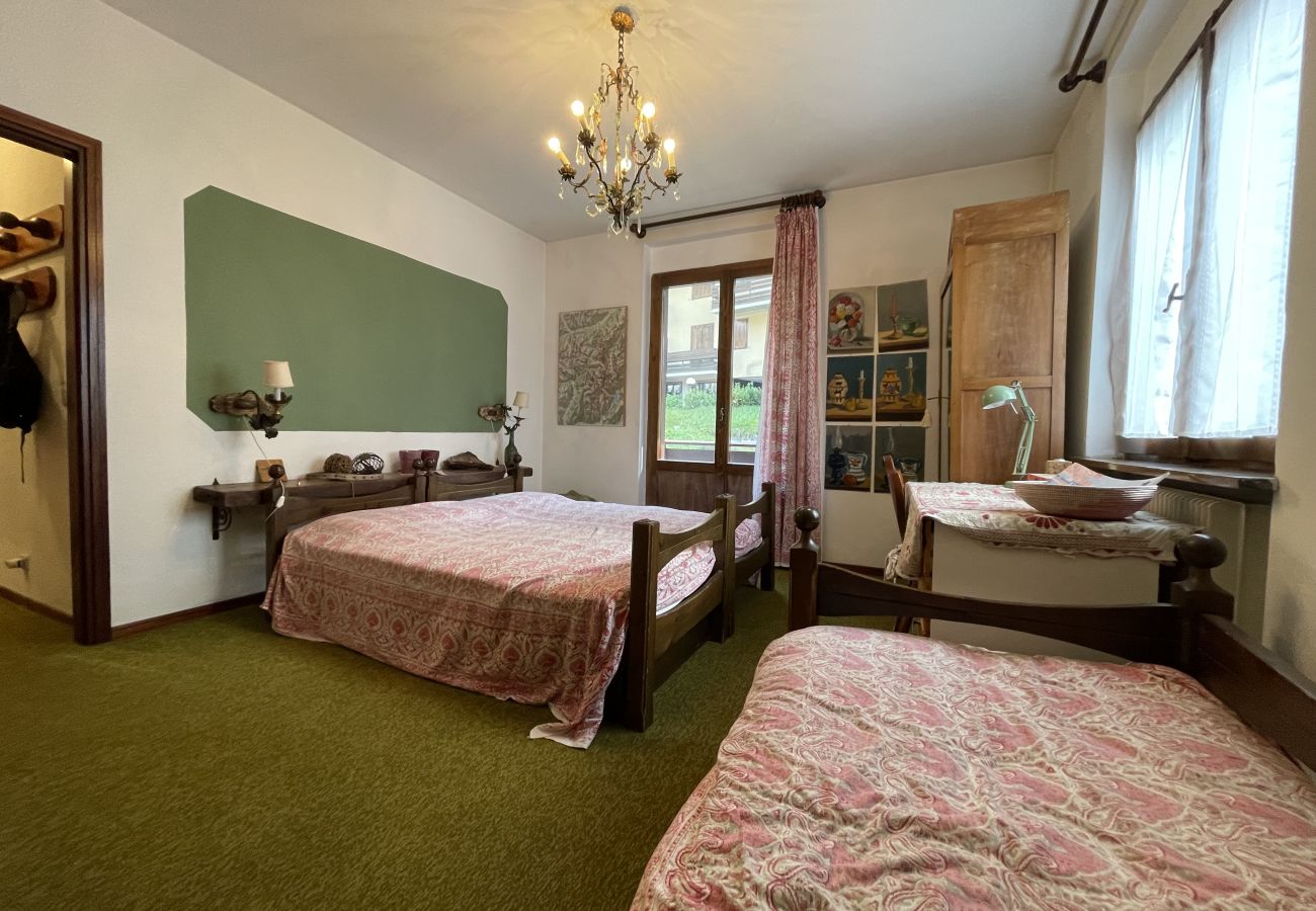 Appartamento a Giustino - 033 Quadrilocale al Sole, Giustino