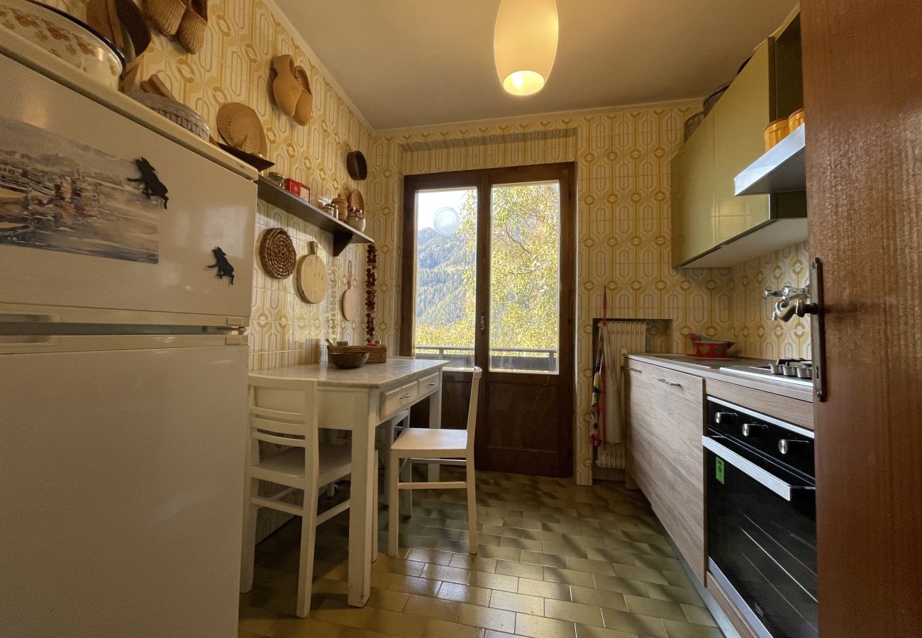 Appartamento a Giustino - 033 Quadrilocale al Sole, Giustino