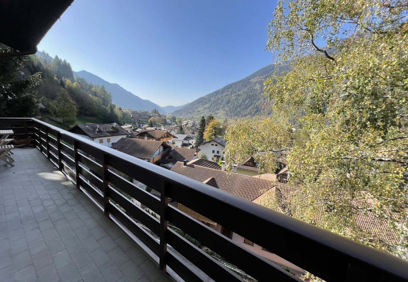 Appartamento a Giustino - 033 Quadrilocale al Sole, Giustino