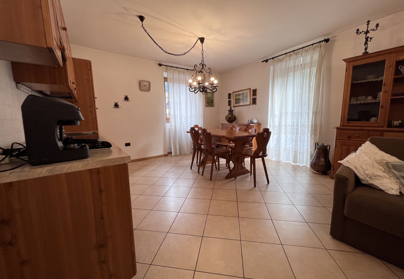 Appartamento a Pinzolo - 037 Trilocale Albi, Pinzolo