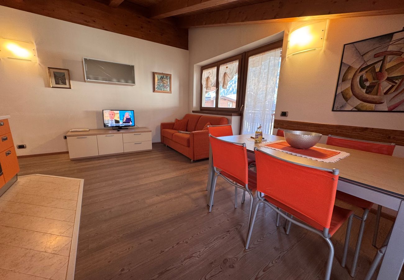Appartamento a Pinzolo - 097 Trilocale Explora Arancione, Pinzolo