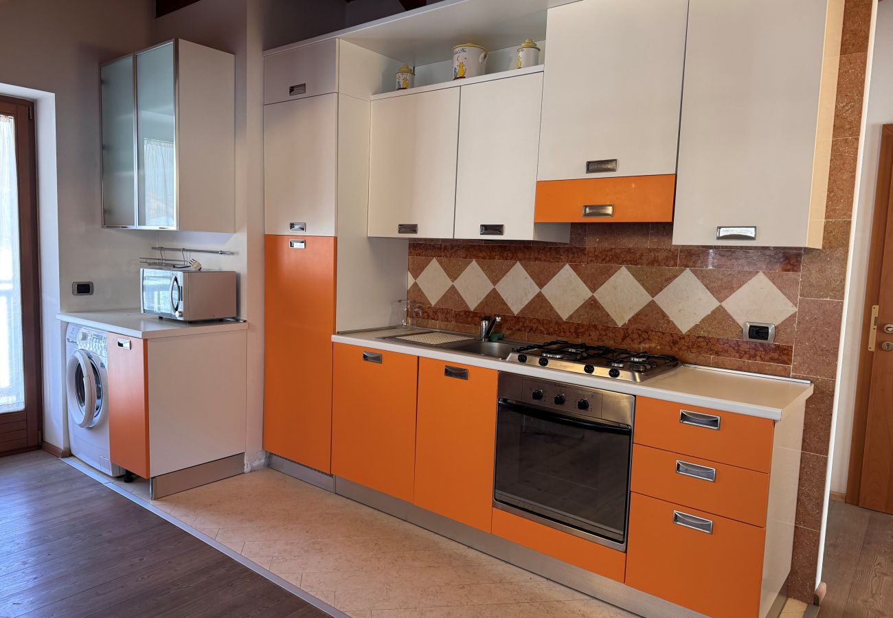 Appartamento a Pinzolo - 097 Trilocale Explora Arancione, Pinzolo