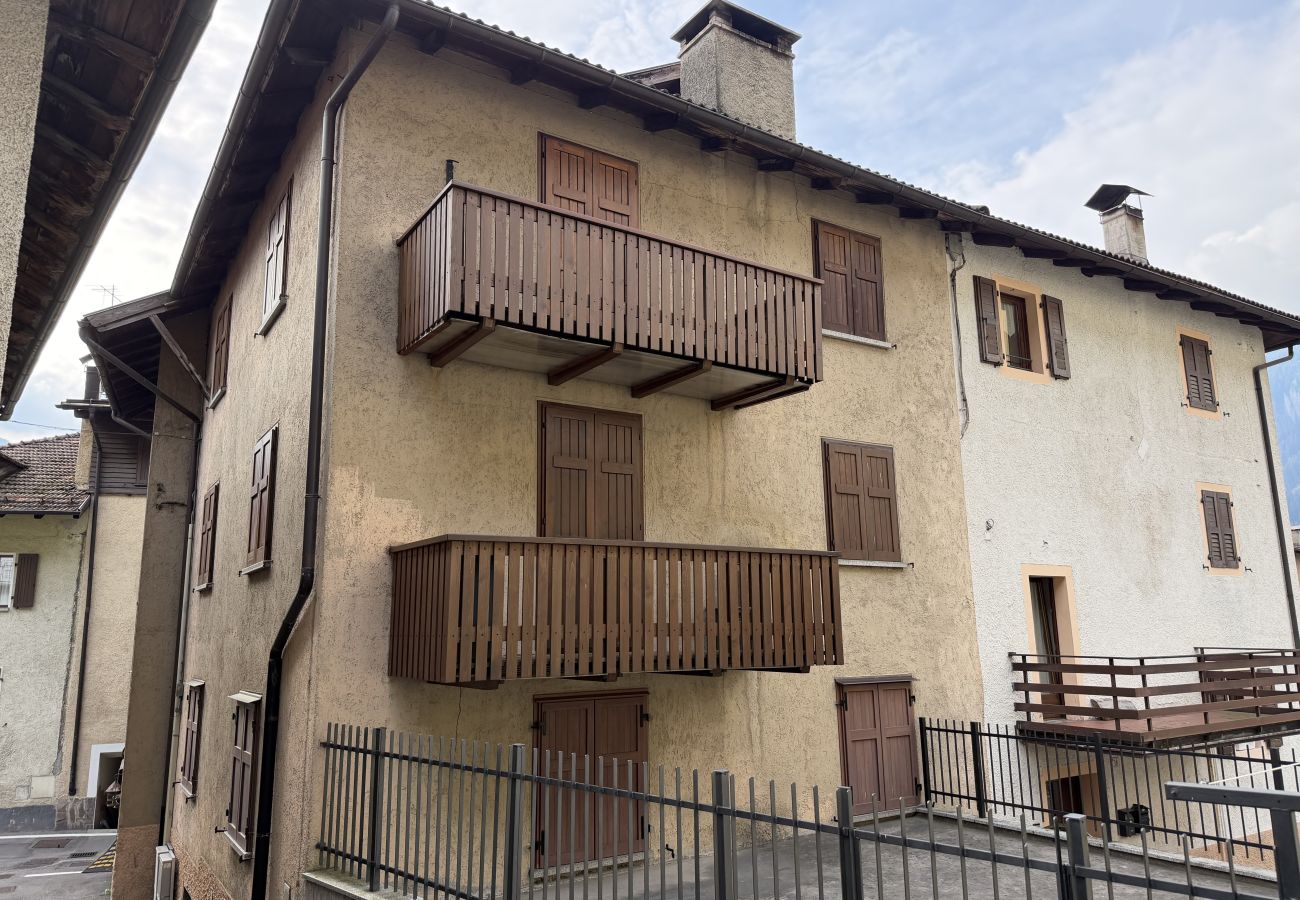 Appartamento a Carisolo - 050 Trilocale valcanover, Carisolo