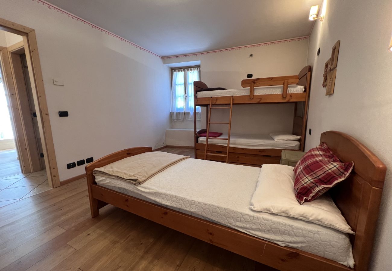 Appartamento a Giustino - 007 Trilocale con giardino, Giustino