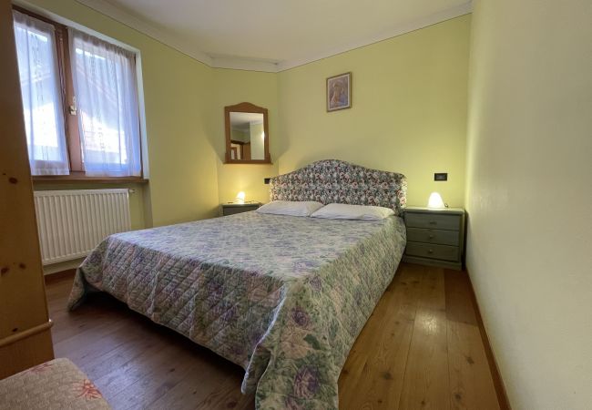 Appartamento a Carisolo - 014 Trilocale con giardino, Carisolo Appartamento a Carisolo - 014 Trilocale con giardino, Carisolo