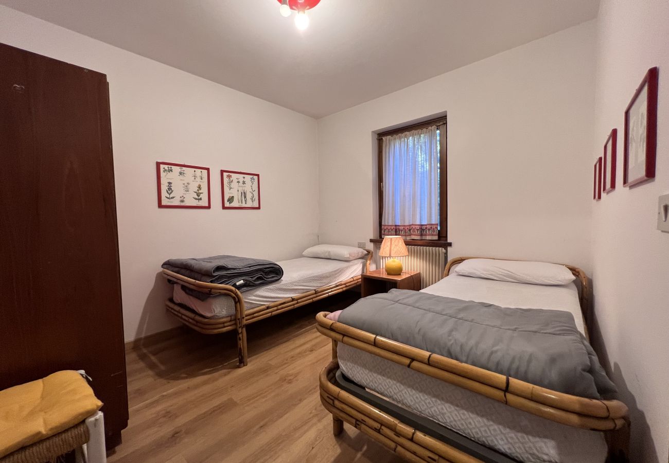 Appartamento a Pinzolo - 041 Trilocale con giardino, Pinzolo