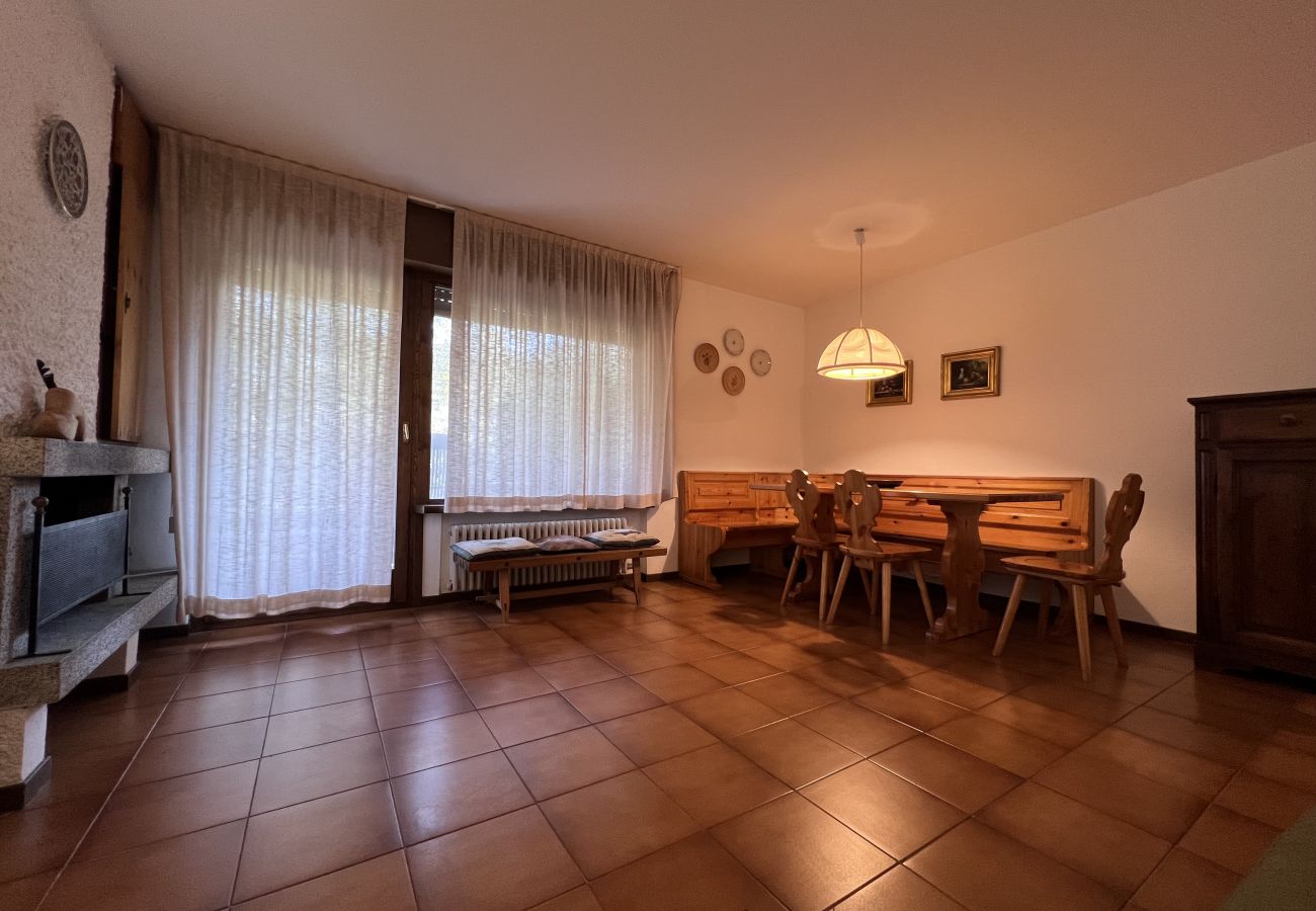 Appartamento a Pinzolo - 041 Trilocale con giardino, Pinzolo