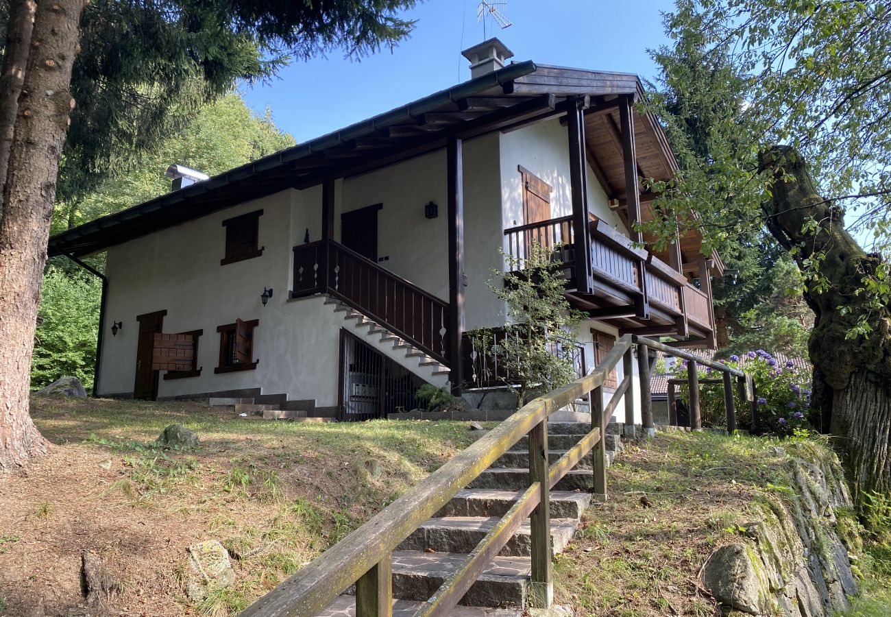 Appartamento a Pinzolo - 043 Trilocale nel bosco, Pinzolo