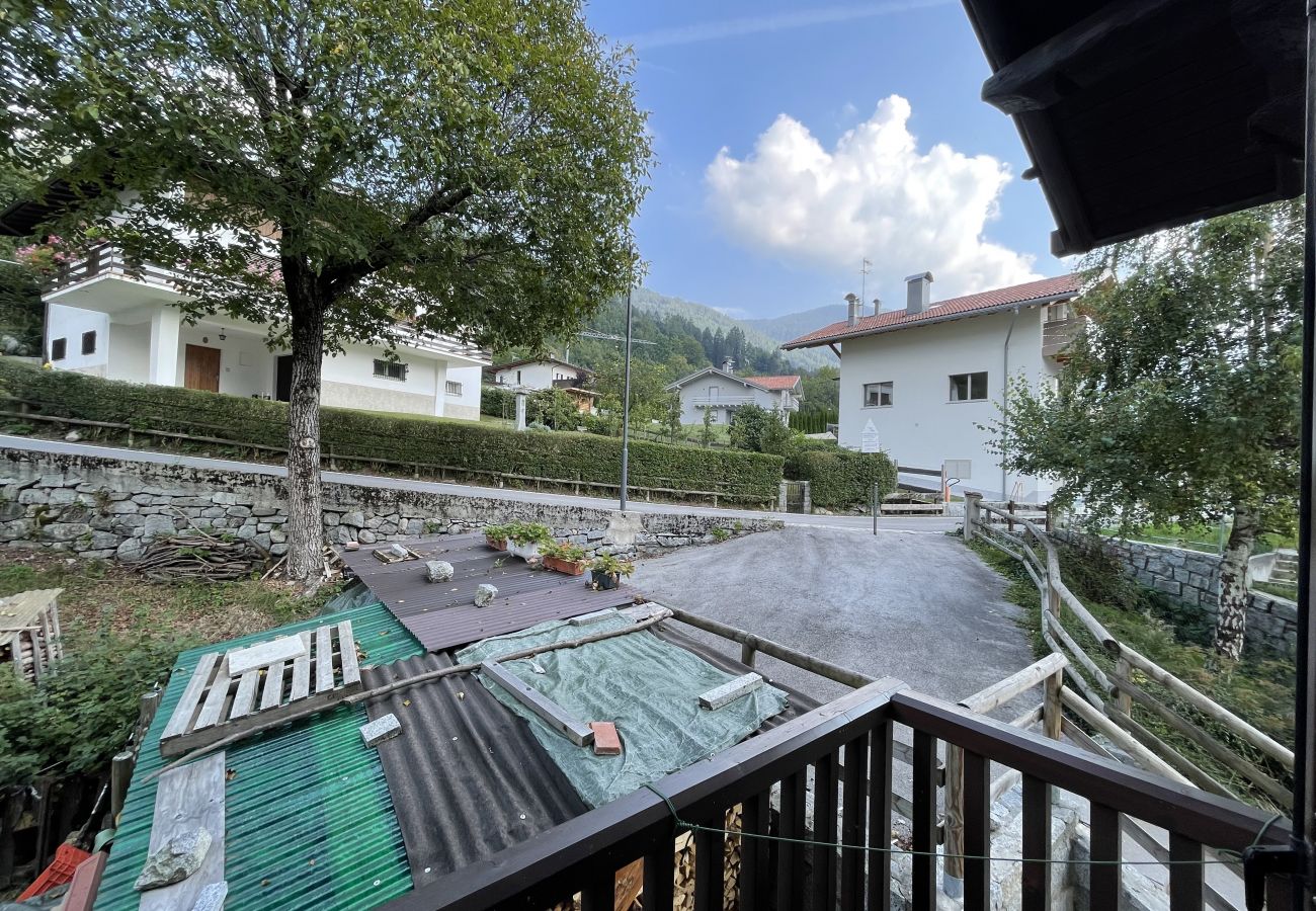 Appartamento a Giustino - 038 Trilocale a Giustino