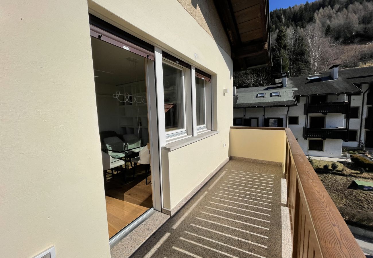 Appartamento a Pinzolo - 021 Attico Quadrilocale, Pinzolo
