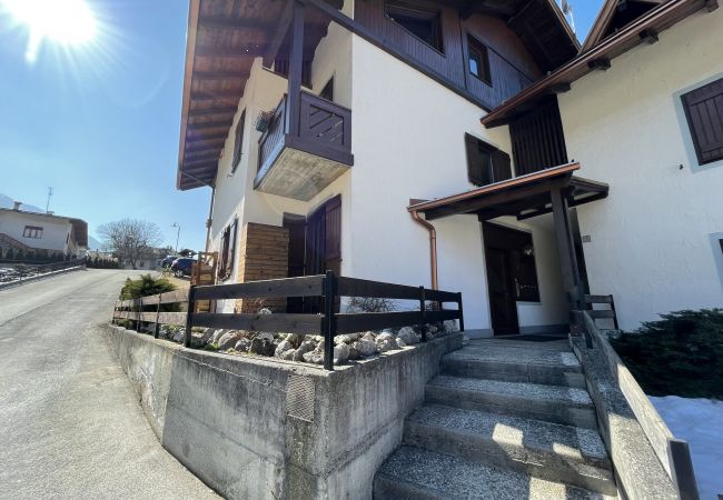 Appartamento a Giustino - 072 Trilocale, Giustino Appartamento a Giustino - 072 Trilocale, Giustino