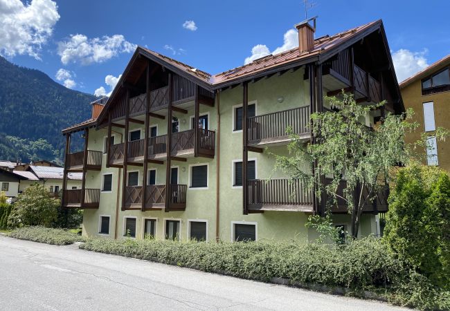 Appartamento a Giustino - 093 Cond. Gaiolin, 26 Appartamento a Giustino - 093 Cond. Gaiolin, 26