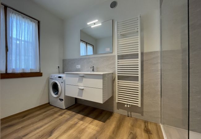 Appartamento a Giustino - 083 Bilocale Adamello, Giustino Appartamento a Giustino - 083 Bilocale Adamello, Giustino