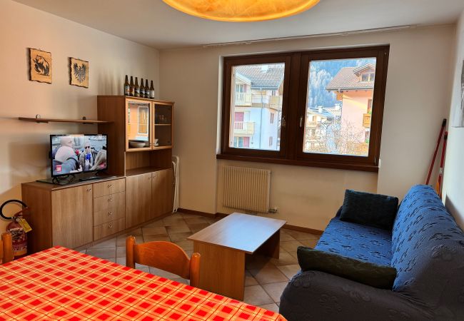 Appartamento a Pinzolo - 008 Trilocale, Pinzolo