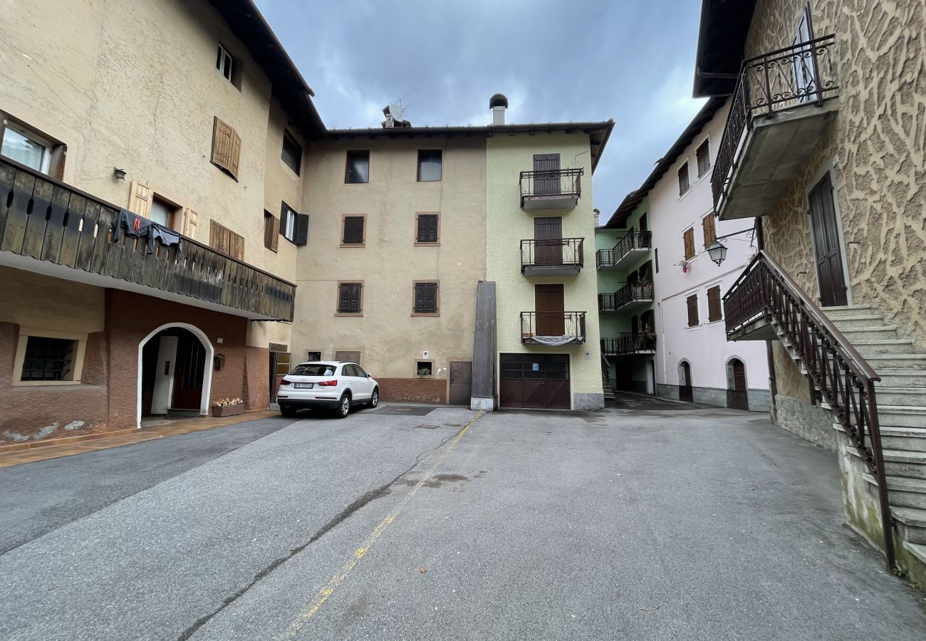 Appartamento a Carisolo - 073 Mansarda Duplex, Carisolo