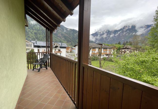 Appartamento a Giustino - 095 Cond. Gaiolin, 24 Appartamento a Giustino - 095 Cond. Gaiolin, 24