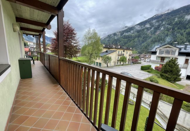 Appartamento a Giustino - 095 Cond. Gaiolin, 24 Appartamento a Giustino - 095 Cond. Gaiolin, 24