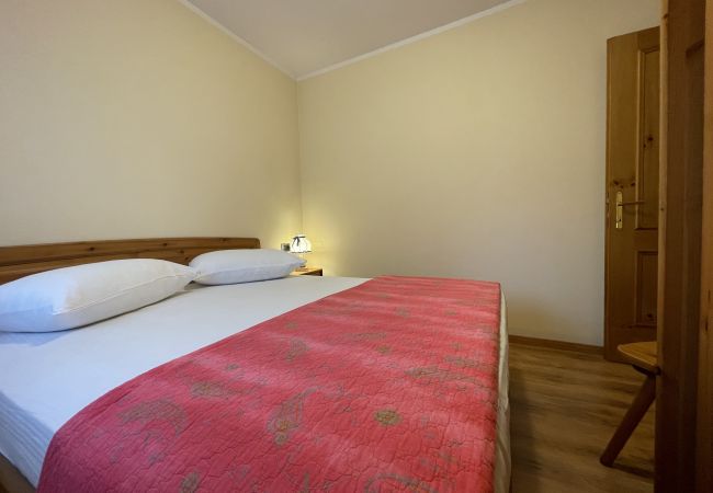 Appartamento a Giustino - 095 Cond. Gaiolin, 24 Appartamento a Giustino - 095 Cond. Gaiolin, 24