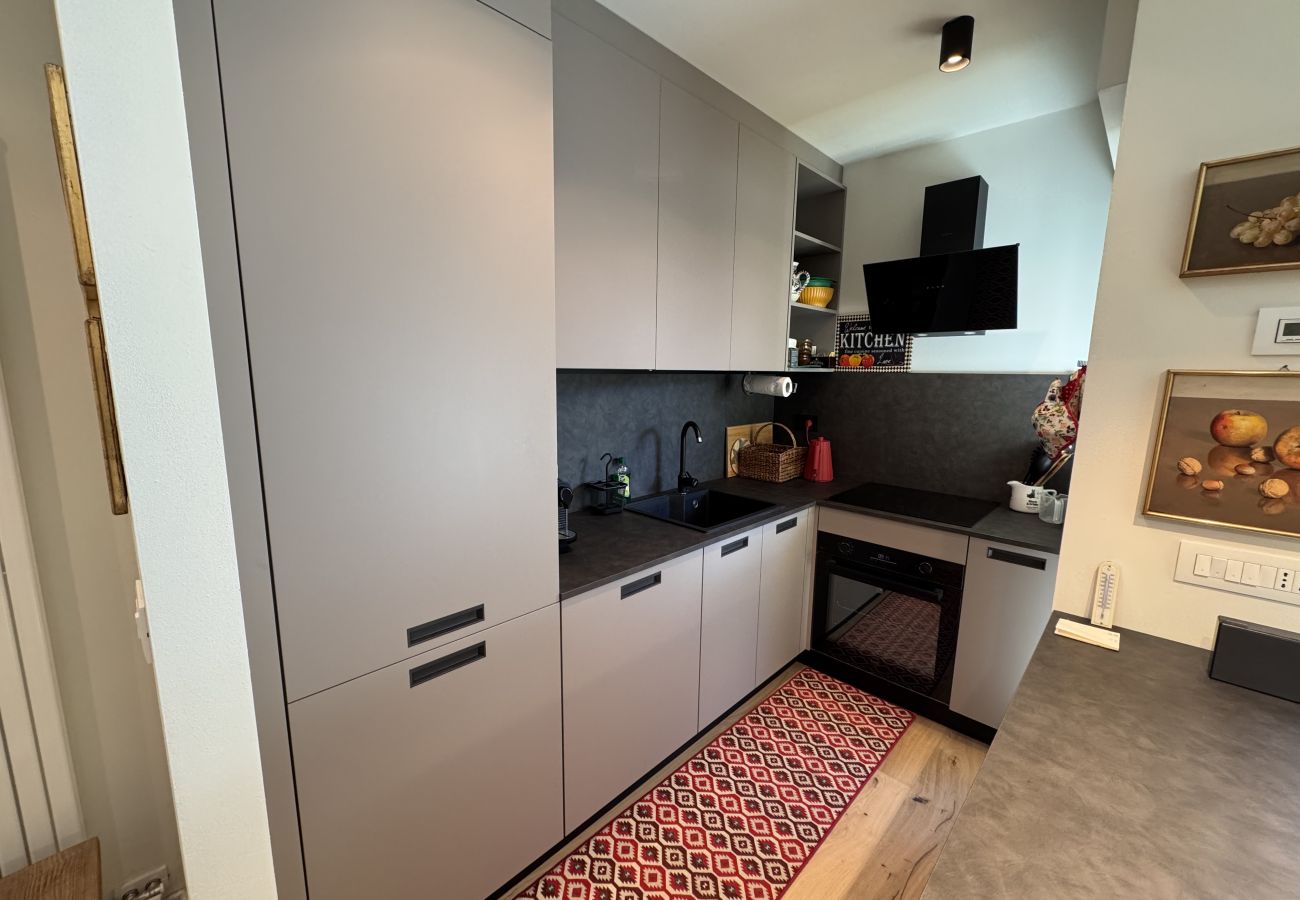 Appartamento a Pinzolo - 002 Moderno trilocale, Pinzolo