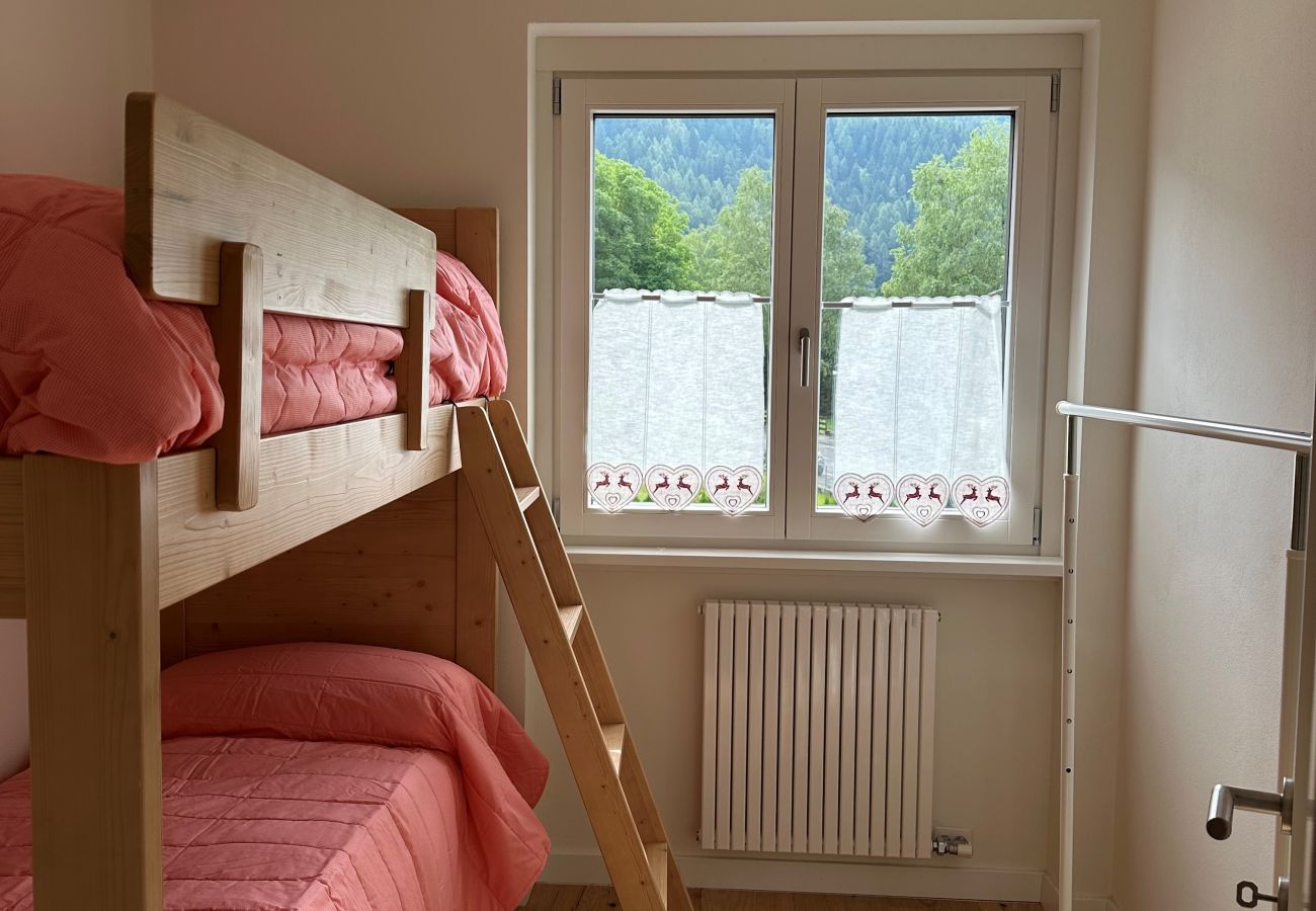 Appartamento a Pinzolo - 002 Moderno trilocale, Pinzolo