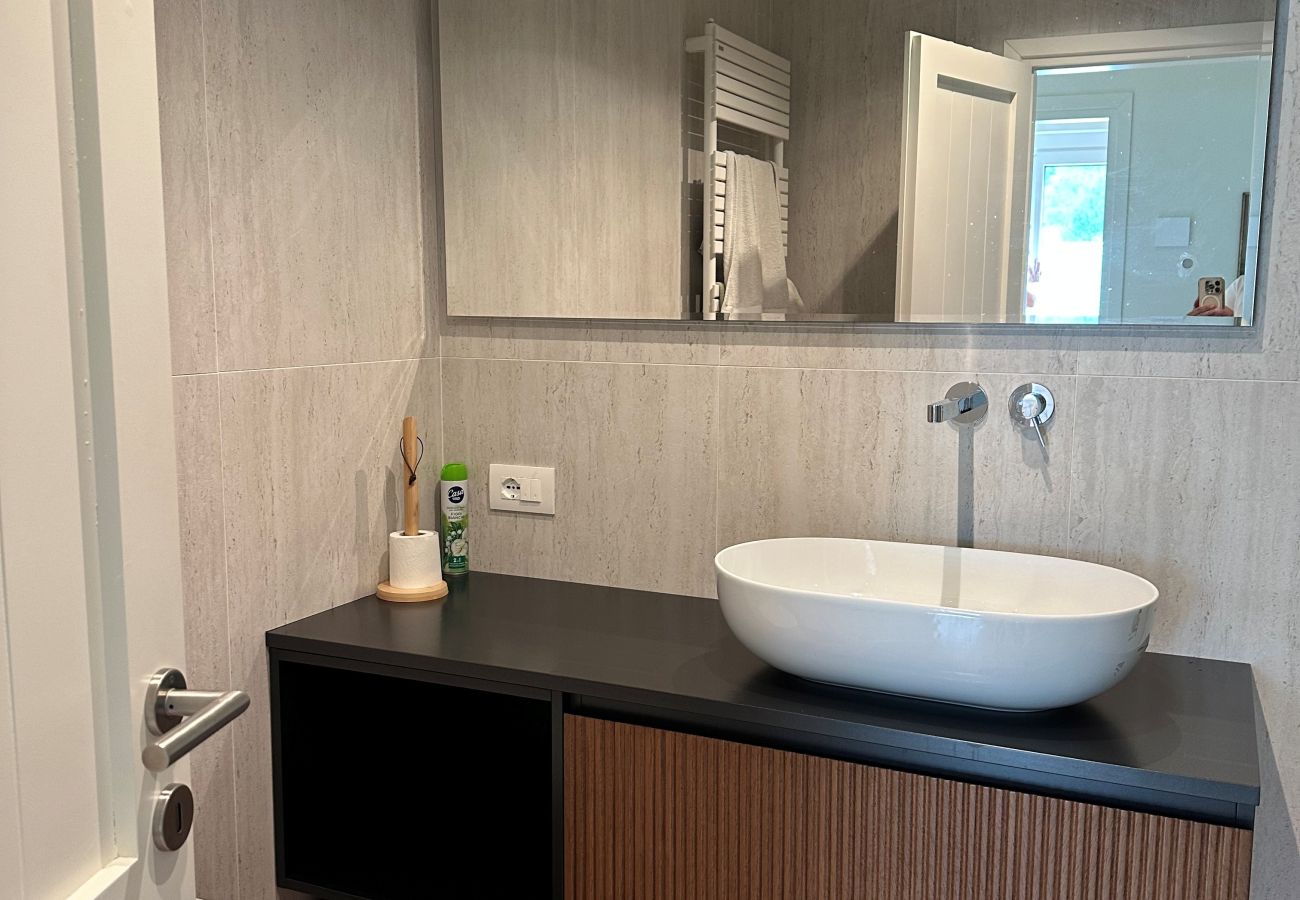Appartamento a Pinzolo - 002 Moderno trilocale, Pinzolo