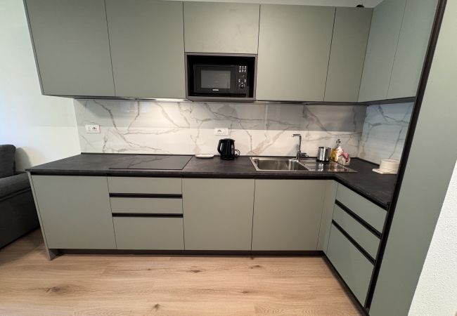 Appartamento a Giustino - 077 Moderno monolocale, Giustino Appartamento a Giustino - 077 Moderno monolocale, Giustino