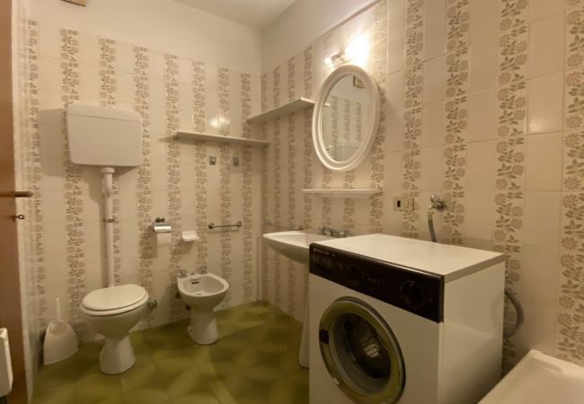 Appartamento a Giustino - 089 Ampio trilocale con doppi servizi, Giustino Appartamento a Giustino - 089 Ampio trilocale con doppi servizi, Giustino