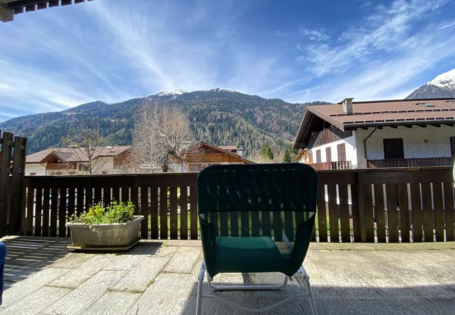 Appartamento a Giustino - 089 Ampio trilocale con doppi servizi, Giustino Appartamento a Giustino - 089 Ampio trilocale con doppi servizi, Giustino