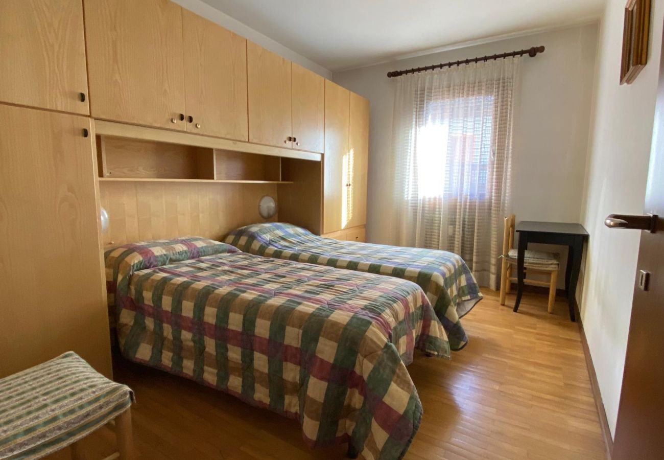 Appartamento a Giustino - 089 Ampio trilocale con doppi servizi, Giustino