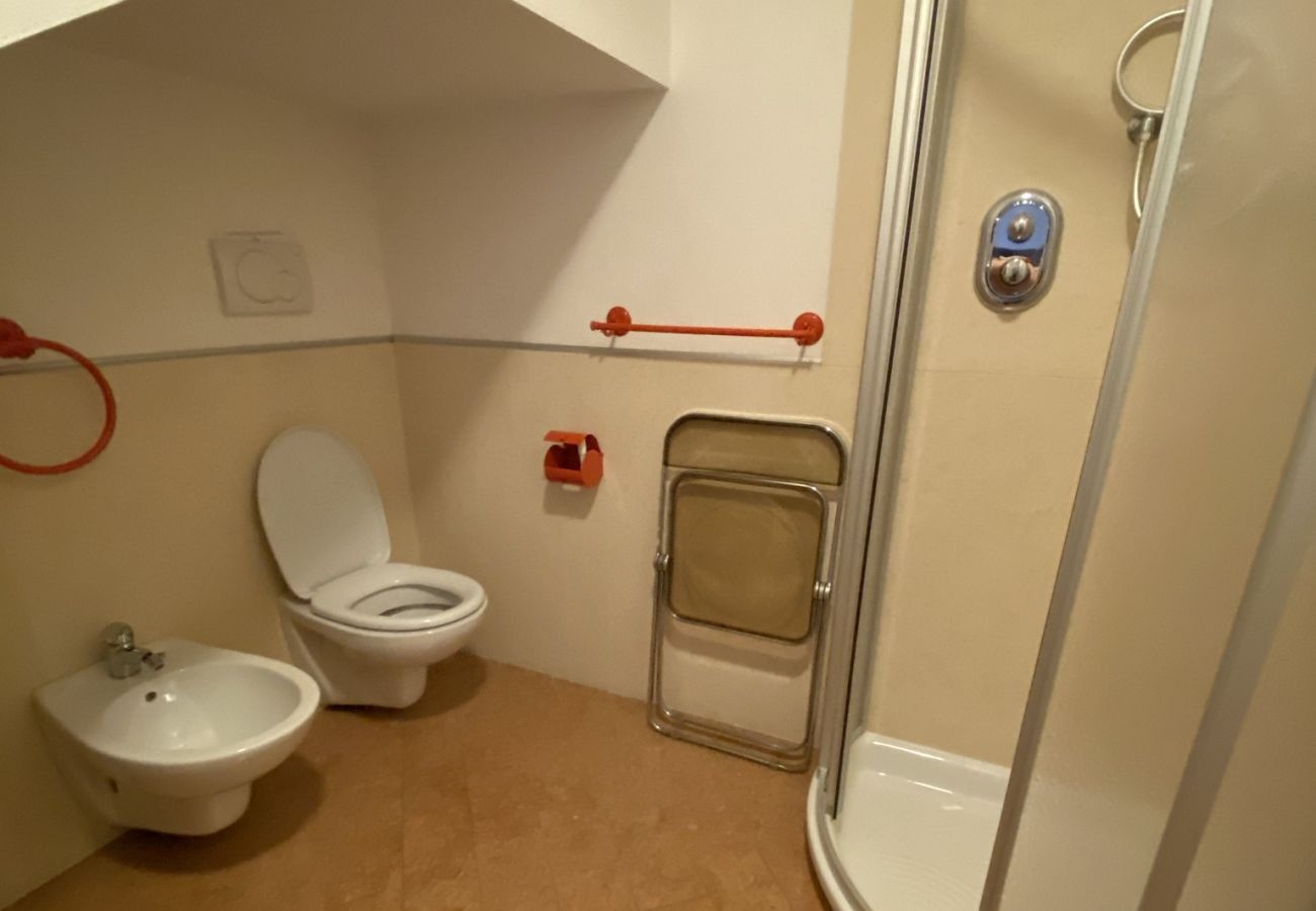 Appartamento a Pinzolo - 011 Trilocale Explora Rosso Appartamento a Pinzolo - 011 Trilocale Explora Rosso