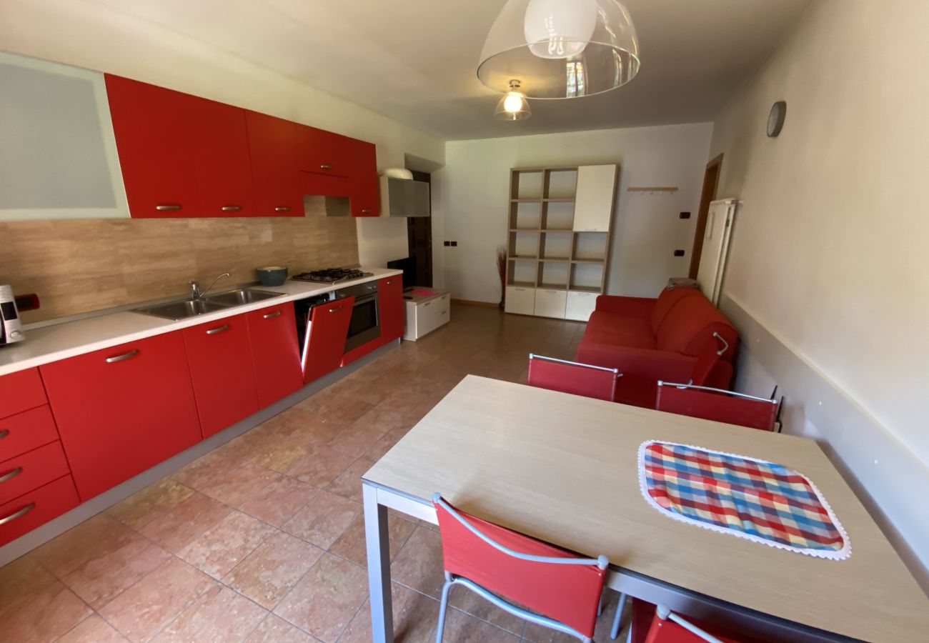Appartamento a Pinzolo - 011 Trilocale Explora Rosso Appartamento a Pinzolo - 011 Trilocale Explora Rosso