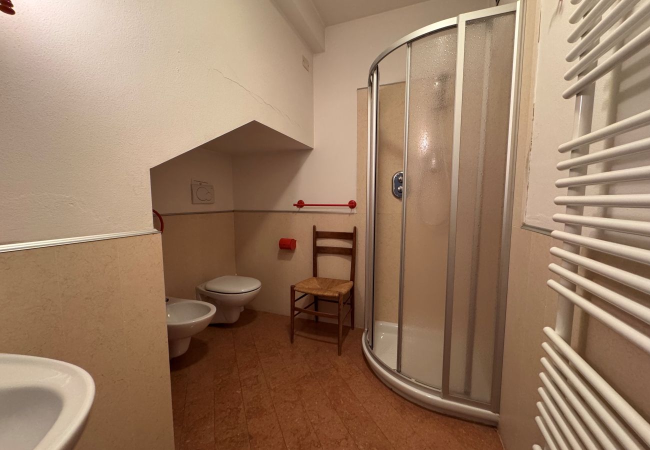 Appartamento a Pinzolo - 011 Trilocale Explora Rosso