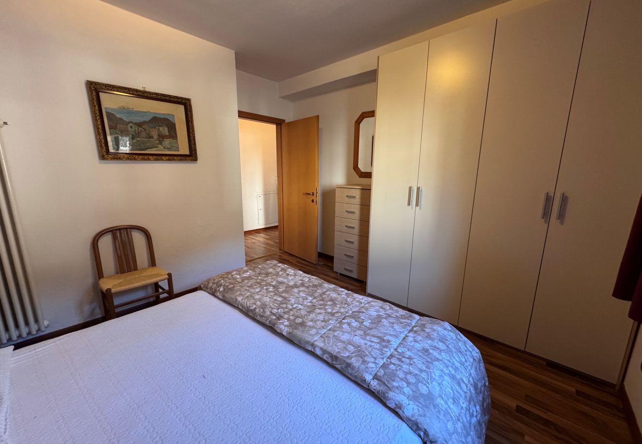 Appartamento a Pinzolo - 011 Trilocale Explora Rosso