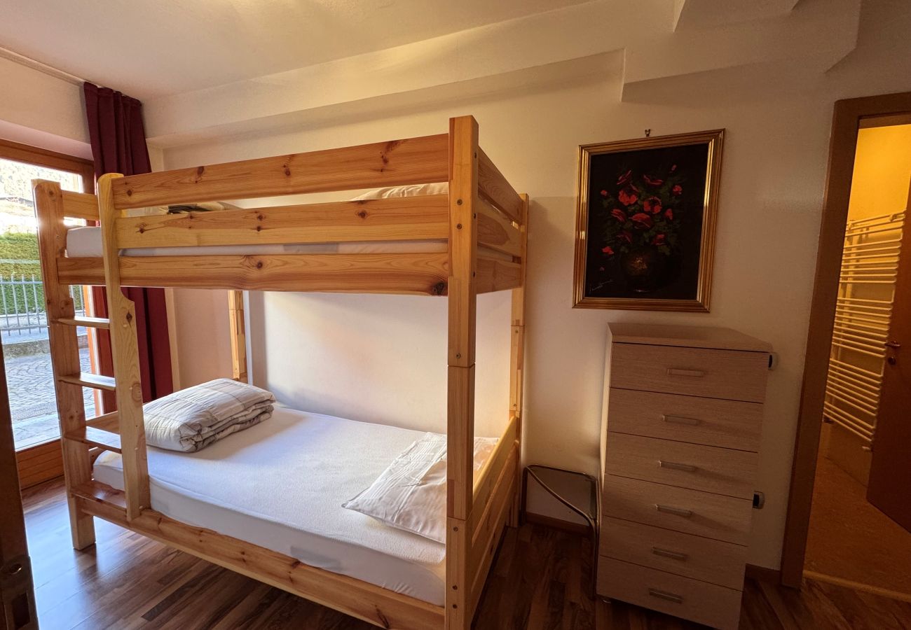 Appartamento a Pinzolo - 011 Trilocale Explora Rosso