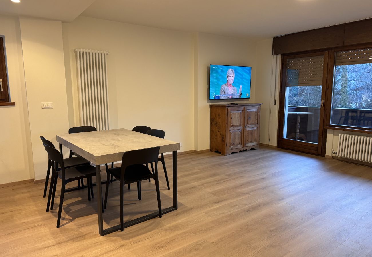 Appartamento a Pinzolo - 099 Trilocale ristrutturato, Pinzolo centro